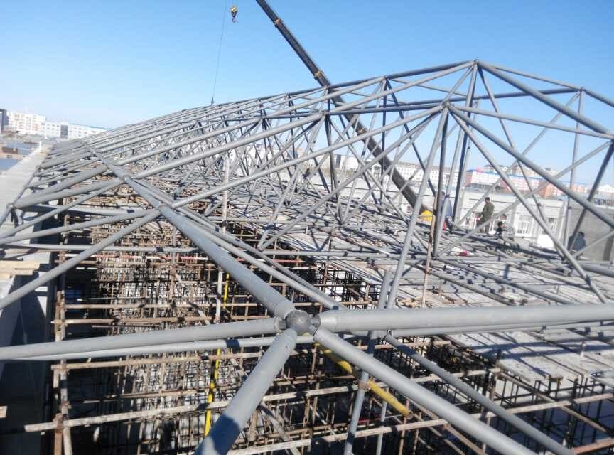 平谷商贸城屋顶网架工程